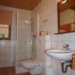 Мини-отель Gastehaus Regenbogen Эссинг